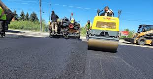 Best Asphalt Driveway Installation  in Beaumont, CA